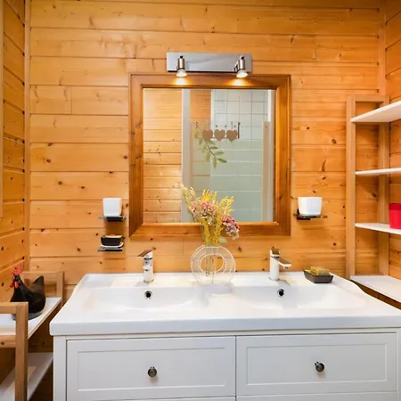 بيت للعطل Sumptuous House Of 120m With Garden And Jacuzzi