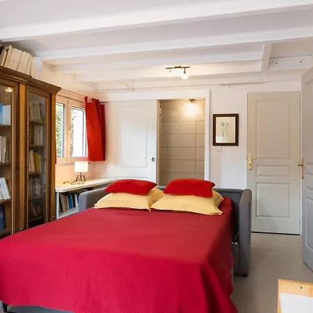 Sumptuous House Of 120m With Garden And Jacuzzi Holiday home Carcassonne